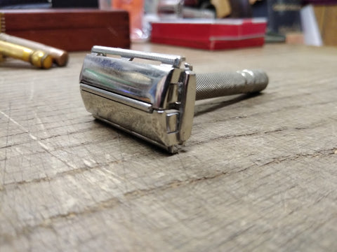 Vtg Gillette Super Speed Safety Razor TTO Double Edge 1953 Y-3 USA Good Shape!