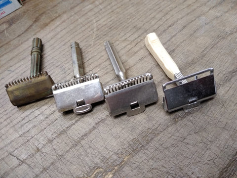 Vtg 4 Pc Gem Safety Razor Lot 1 White Handle 2 Juniors 1 Micromatic Brooklyn NY