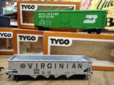Vtg Tyco HO Scale Santa Fe Diesel Engine 6 Train Cars w/Crane Maintenance Works!