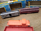 Vtg Ho Scale AHM New Haven Diesel Locomotive Train Set w/Atlas Track & Box!