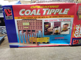 Vtg Life Like HO Scale Operating Coal Tipple with Union Pacific Hopper Car Box!