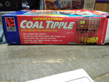 Vtg Life Like HO Scale Operating Coal Tipple with Union Pacific Hopper Car Box!