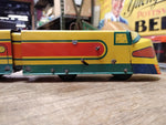 Vtg Mechanicraft Limited Streamlined Metal Wind Up Train w/2 Cars Track Orig Box