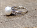 Vtg Women's IPS 925 Sterling Silver Ring w/10mm Pearl 8 Clear Stones Sz 7.5 Nice