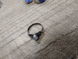 Vtg Women's 925 Sterling Silver Ring with 5mm Moonstone Size 7 Nice!