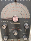 Vtg Heathkit Model IG 102 RF Signal Generator Vacuum Tube No Test Lead Powers On