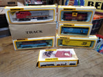 Vtg Bachmann HO Gauge Santa Fe 307 Diesel Engine Train Set Cars Track Boxes Runs