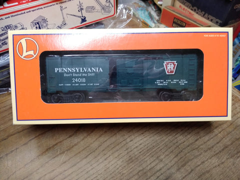 Vtg Lionel Trains O Gauge PRR 24018 Box Car w/Box Great Shape!