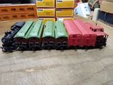 Vtg TYCO HO Scale 99 Santa Fe Steam Locomotive Tender and 7 Cars Boxes Working!