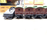 Vtg TYCO HO Scale 99 Santa Fe Steam Locomotive Tender and 7 Cars Boxes Working!