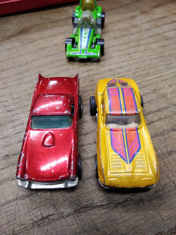 Vtg 2 Pc Hot Wheels Diecast Car Lot 1977-79 Mercedes Corvette 1957 T-Bird