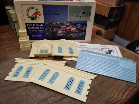 Vtg K Lineville MDK Full O Scale Train Church Plastic Model Building Kit