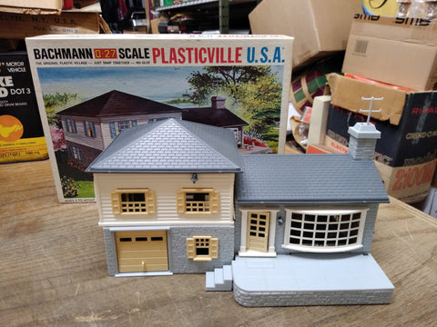 Vtg Bachmann O27 Scale Train Split Level House Plasticville Model Building Kit