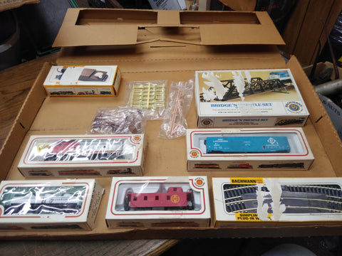Vtg Bachmann HO Scale King Of The Rail Train Set EMD F9 Diesel Engine Cars Works