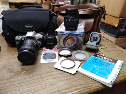 Vtg Minolta Maxxum 5 35mm Film Camera Quantaray 100 300mm 28 90mm Lenses Case++