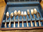 Vtg 47 Pc Holmes & Edwards Inlaid Silver Plated Lovely Lady Flat Ware Set w/Case