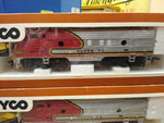 Vtg HO Scale 2 Pc Tyco Santa Fe 4015 Diesel Locomotive Train Lot Works/Non Works