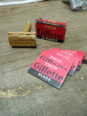 Vtg Gillette Ball Tip Gold Tech 3 Piece Safety Razor with 10 Original Blades