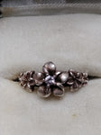 Vtg Women's 925 Silver Ring 5 Flowers with Unknown Stone Size 5 Beautiful!