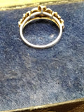 Vtg Women's 925 Silver Ring 5 Flowers with Unknown Stone Size 5 Beautiful!
