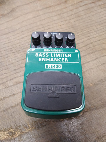 Behringer BLE400 Bass Limiter Enhancer Guitar Effects Foot Pedal Untested