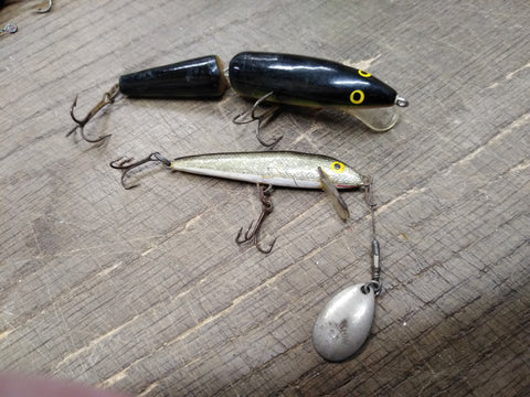 Vtg 2 Pc Lot Rapala & Japan Fishing Lure Fresh Water Surface Plug Jointed Minnow