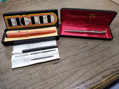 Vtg 2 Pc Parker Advertising Pen Lot Big Red Felt International Jotter Ball Point