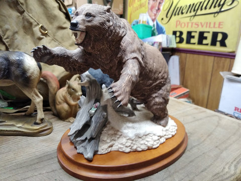 Franklin Mint GRIZZLY Bear Porcelain Figurine 1988 National Wildlife Federation!