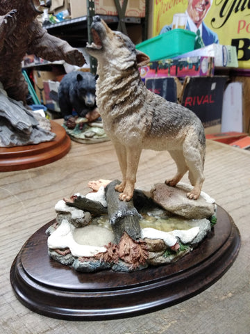 Vtg Country Artists Howling Wolf CA 642 Figurine Artist Sherwin Hand Painted