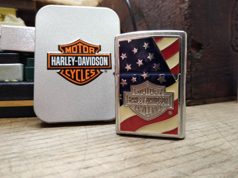 2005 Zippo Lighter Harley Davidson Motorcycles Red White Blue Enamel Flag w/Box!