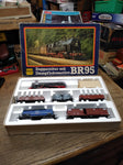 Vtg HO Scale PIKO BR95 Locomotive Freight Train Set 5 Cars Germany w/Box Works!!