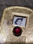 Vtg Gold Tone Brooch Pin Jewelry With Red Stone and Rotating 5 Photograph Window