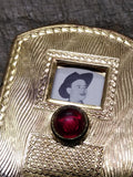Vtg Gold Tone Brooch Pin Jewelry With Red Stone and Rotating 5 Photograph Window