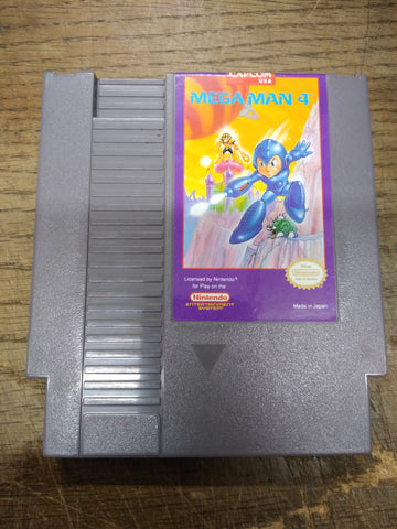 Vtg 1985 Nintendo NES Mega Man 4 Video Game Made In Japan Cartridge Only