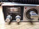 Vtg Radio Shack Realistic TRC 452 40 Channel CB Radio w/Microphone Taiwan