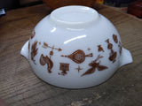 Vtg Pyrex Early American Cinderella White 443 2.5 Quart Mixing Bowl