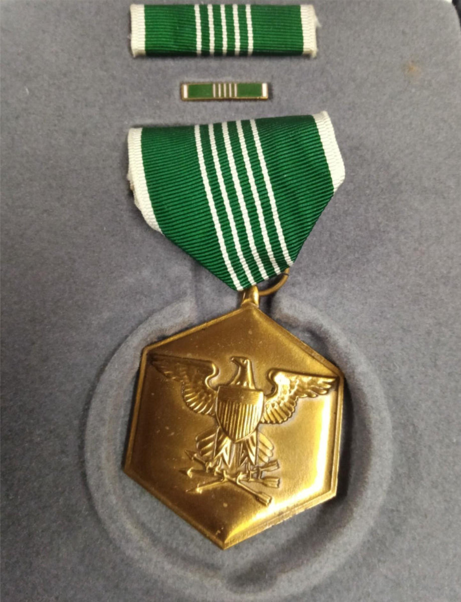 Official U.S. Army Commendation Award ARCOM Medal Set Kit Box Military ...