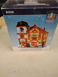 2013 Carole Towne Fire Department Engine House Christmas Village Lighted Porcela