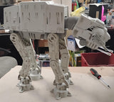 1997 Kenner Star Wars POTF Electronic AT-AT Walker - Incomplete Missing Figures