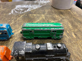 Vtg Midgetoys Train Metal Set Lot Steam Engine Passenger cars Toy Collectible!