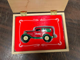 COCA COLA CHRISTMAS 1996 ERTL 1932 FORD Panel Delivery Truck In Wood Box NEW
