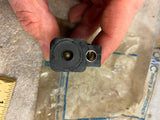 OMC female fuel line connector Johnson/Evinrude outboard motors 3/8 5/16 fuel li