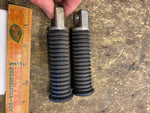 Pair Oem Pegs Footpegs Harley Logo Rubber Ironhead Softail Sportster Shovelhead