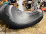 2004-05 Harley Dyna Ribbed Seat Two Up Low Profile Superglide Low Rider FXD FXDL