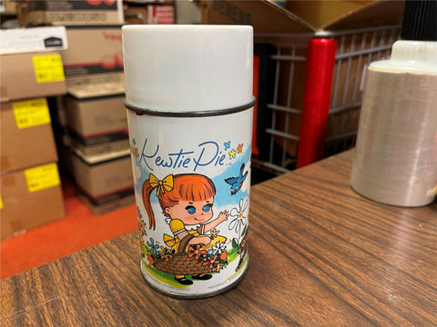 Vintage 1967 Made in USA Aladdin Kewtie Pie Metal Thermos