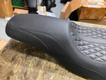 Mustang Perewitz Diamond Seat 1997-2007 Harley Touring Street Glide Ultra FLH