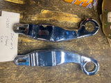 Road Glide OEM Fairing Brackets Supports Mounts Harley FLtr 2015^Chrome 47200278
