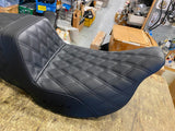 Saddleman Step-Up Seat Full Lattice Stitch 08^ Flh Street Glide Ultra Classic