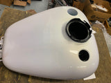 2008 FLHRC Road King Classic GAs Fuel tank Black Pearl White gold OEM Nice!