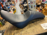 Santee Low Profile Gunfighter Seat Harley 2000-2006 Softail Fatboy Heritage FXST